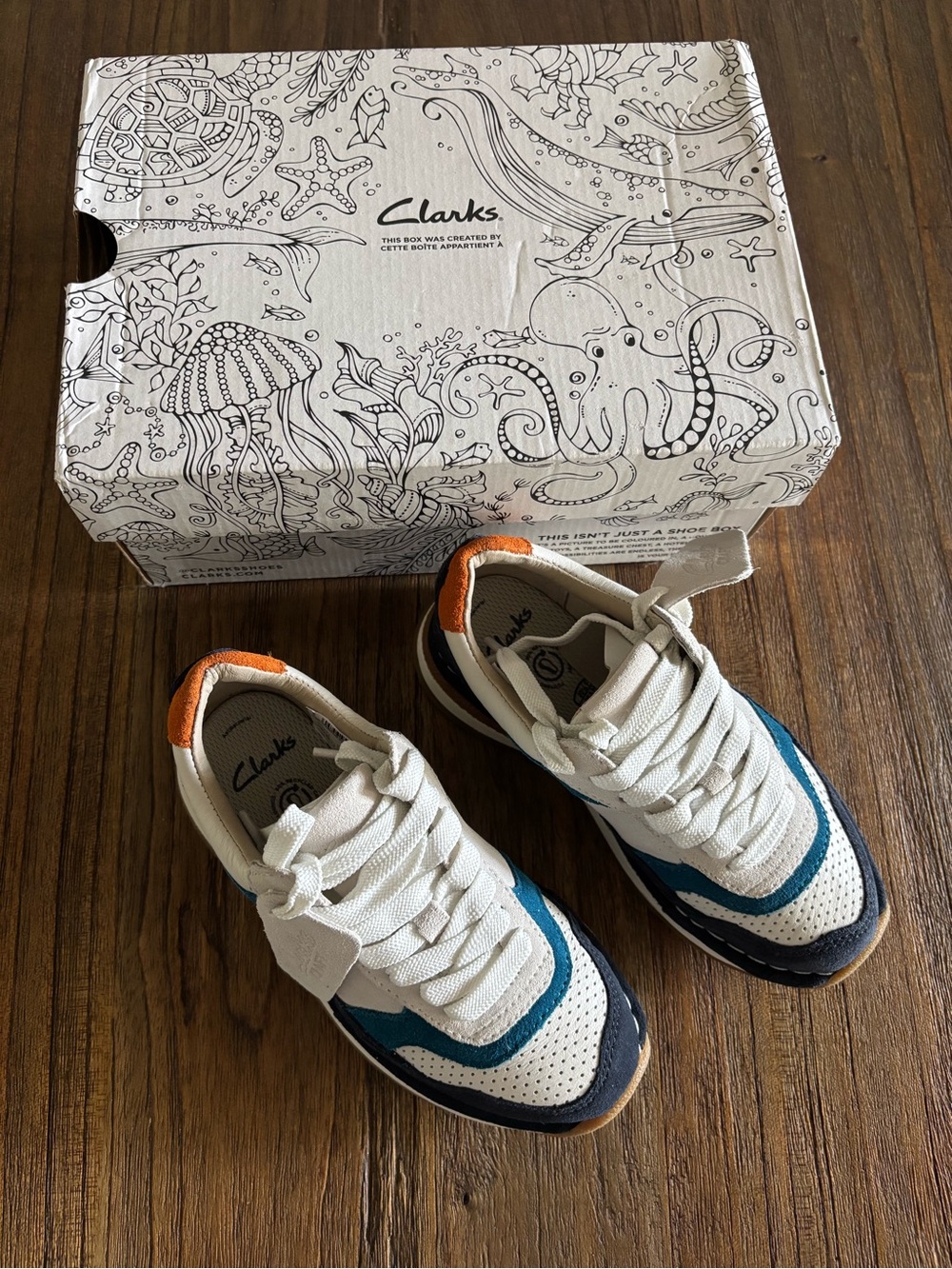 Clarks Kids White, Blue & Orange Lace-Up Sneakers Size 10.5